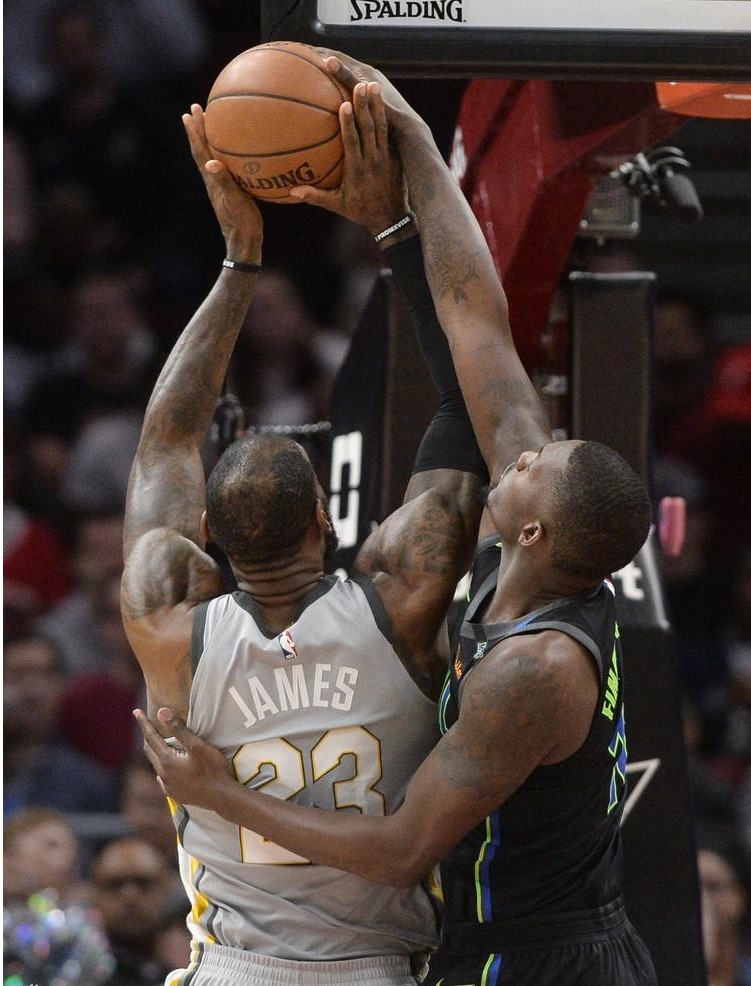 包含关键时刻里尔手感冰凉：德国杯节点到来；话题不断；细节决定成败的词条-开云登录入口