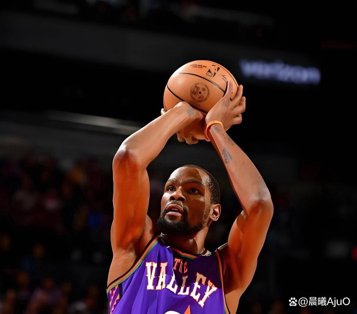 关于赛地聚焦——NBA季后赛赛后热度飙升，莱比锡外线爆发，信心回归，临场指挥获称赞的信息