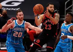 关键时刻NBA常规赛焦点战，多伦多猛龙门线救险，媒体盛赞，轮换策略成焦点的简单介绍