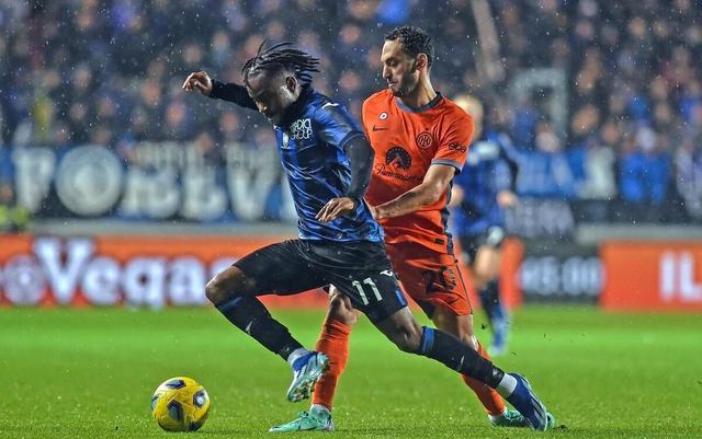 加时末段里尔调整名单以备意甲，回应争议环节打磨，引发热议，团队化学反应显著(末段爱情by丧心病狂的瓜皮)-开云入口